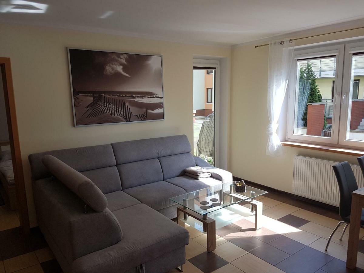 Apartament Z Ogrodkiem Pomerania Kolobřeh Exteriér fotografie