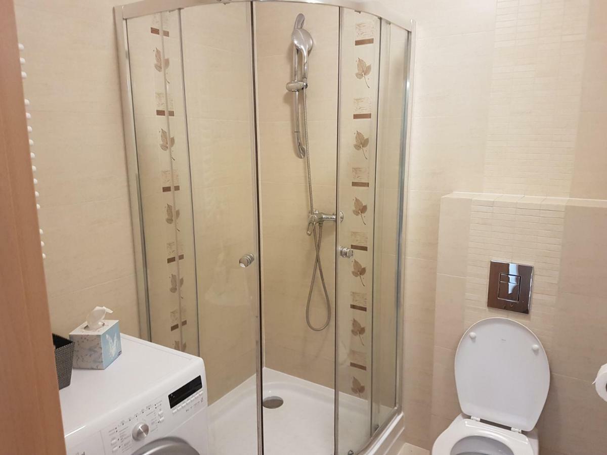 Apartament Z Ogrodkiem Pomerania Kolobřeh Exteriér fotografie